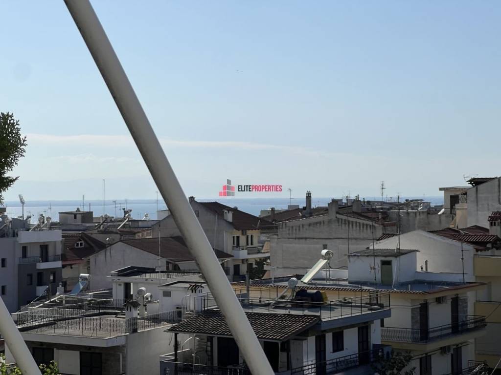 μπροστα μπαλκονι με θεα