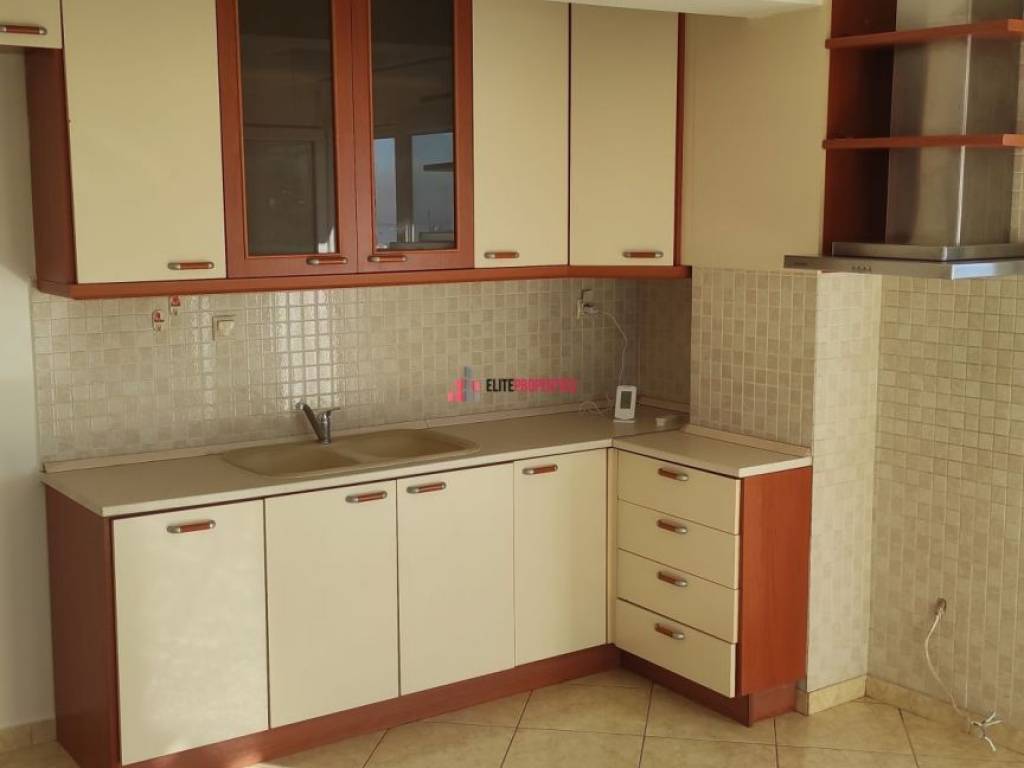 ΣΑΛΟΚΟΥΖΙΝΑ