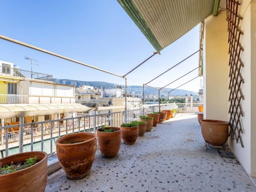 Θέα από μπαλκόνι