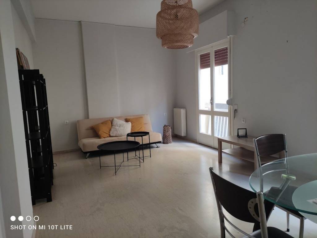 Σαλόνι-τραπεζαρία