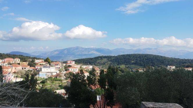 Θέα από μπαλκόνι