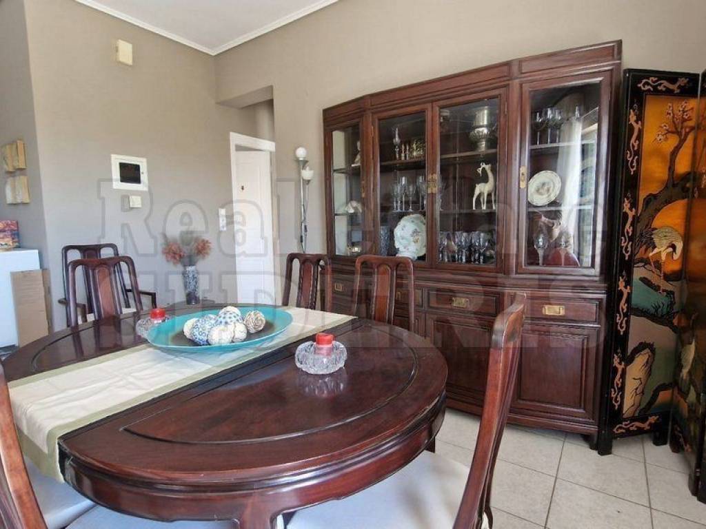 ΤΡΑΠΕΖΑΡΙΑ