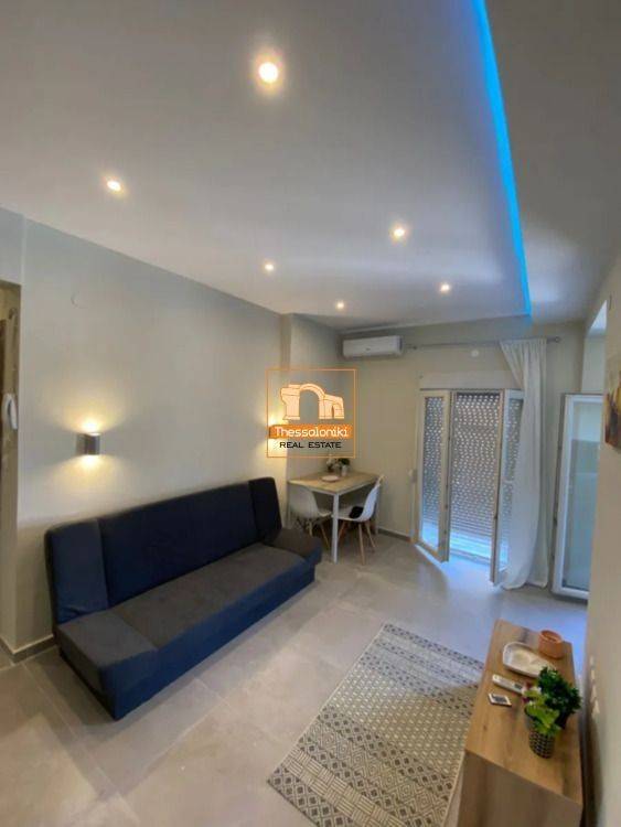 Άγιος Δημήτριος, Γκαρσονιέρα, 53 τ.μ.