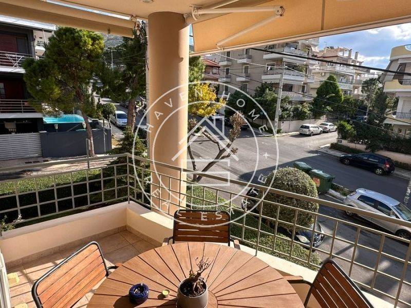 Θέα από μπαλκόνι