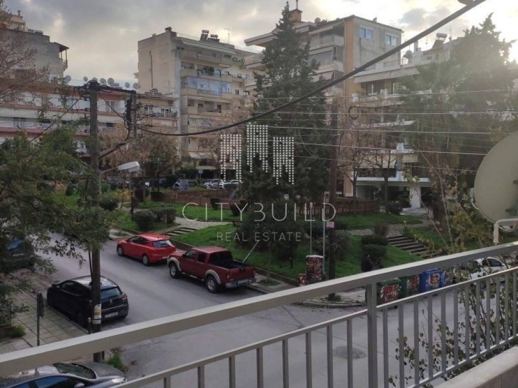 Θέα από μπαλκόνι