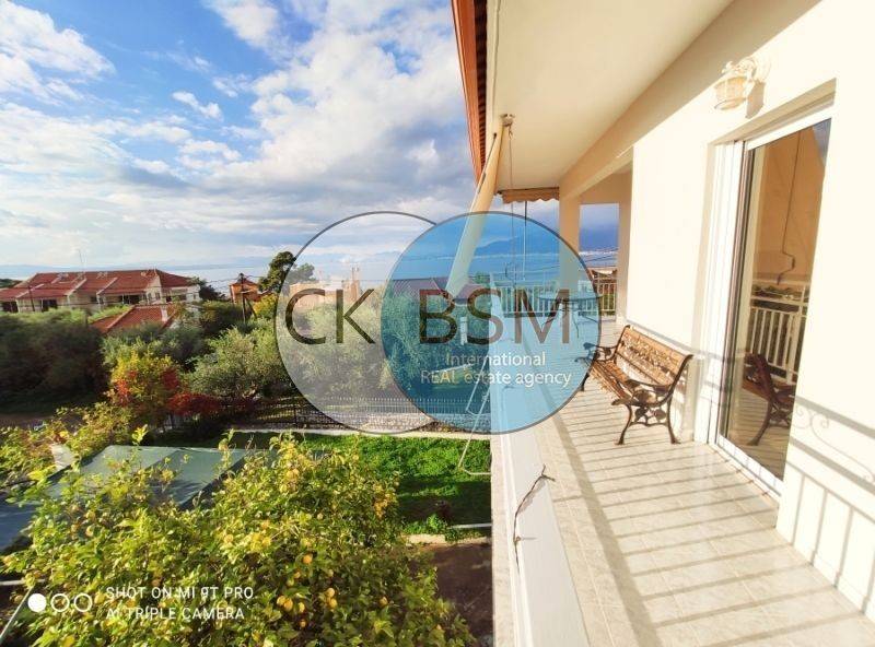 Θέα από μπαλκόνι