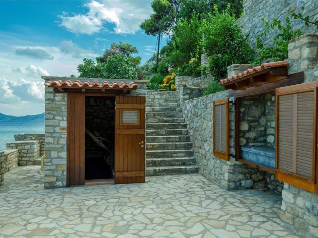 Detached - Grekodom 36709|553435