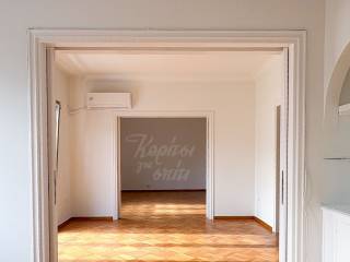 PHoteinos eniaios choros me xylino dapedo.