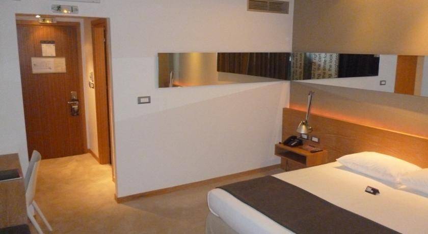 Hotel - Grekodom 30982|472280