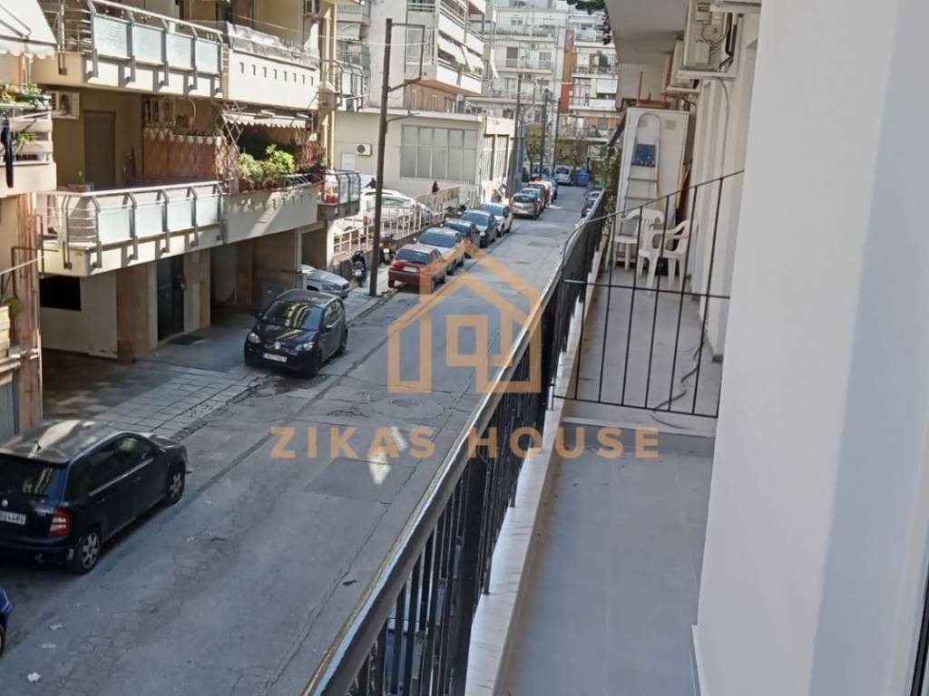 Θέα από μπαλκόνι