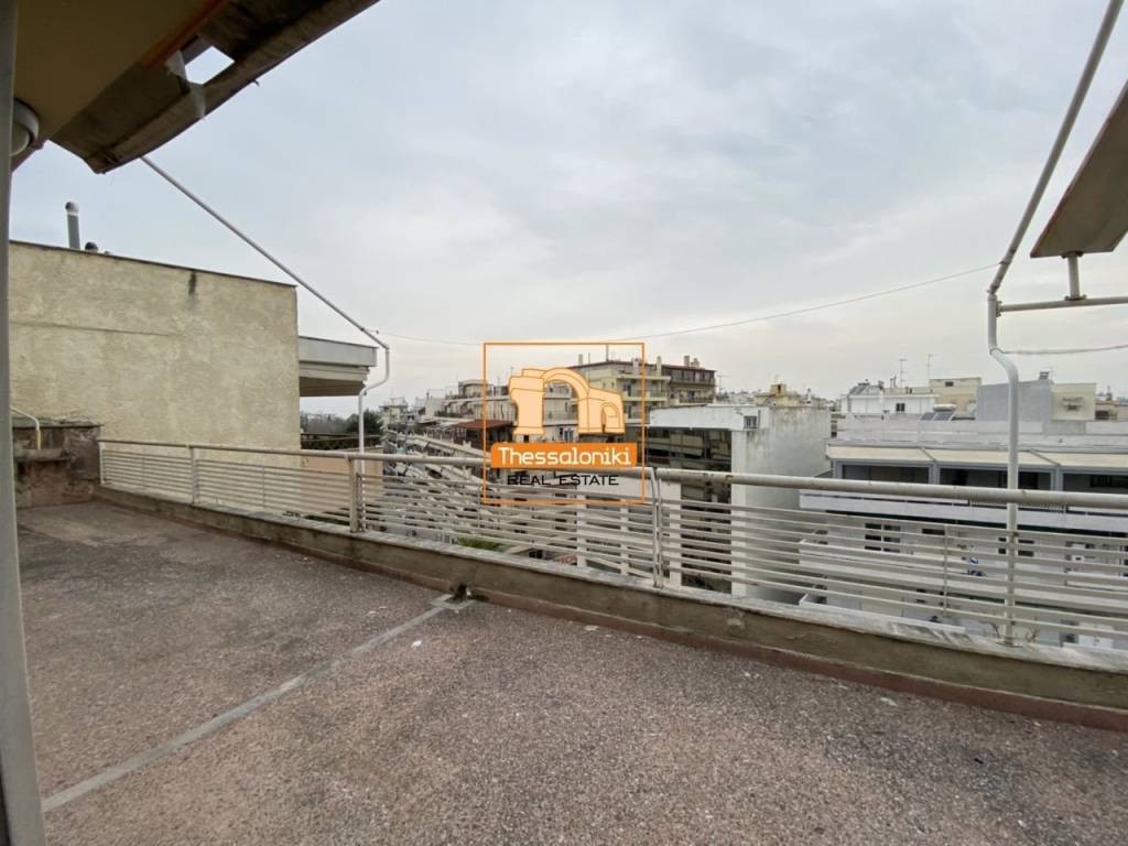 Ντεπώ, Διαμέρισμα, 136 τ.μ.