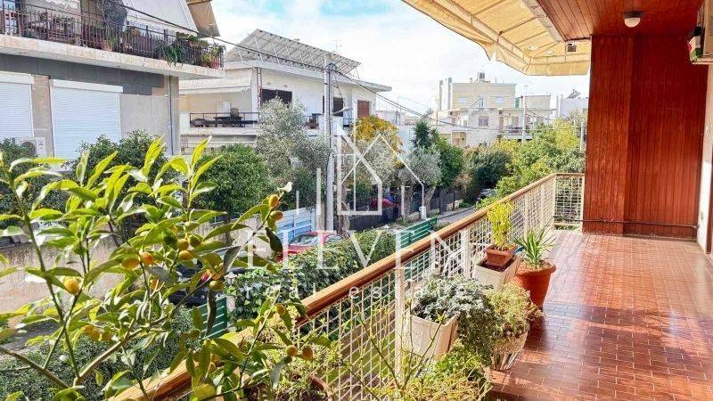 Θέα από μπαλκόνι