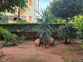 Kepos sten eisodo toy ktirioy