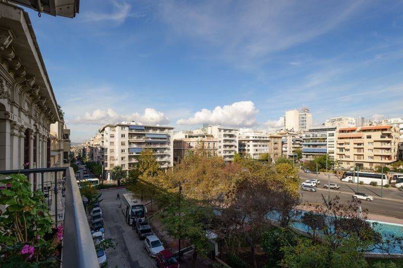 Θέα από μπαλκόνι