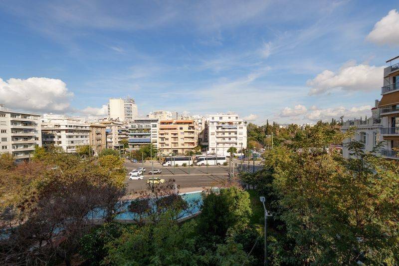 Θέα από μπαλκόνι