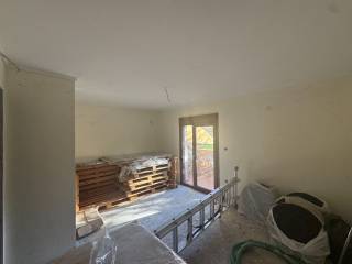 Σαλονοκουζίνα ισογείου