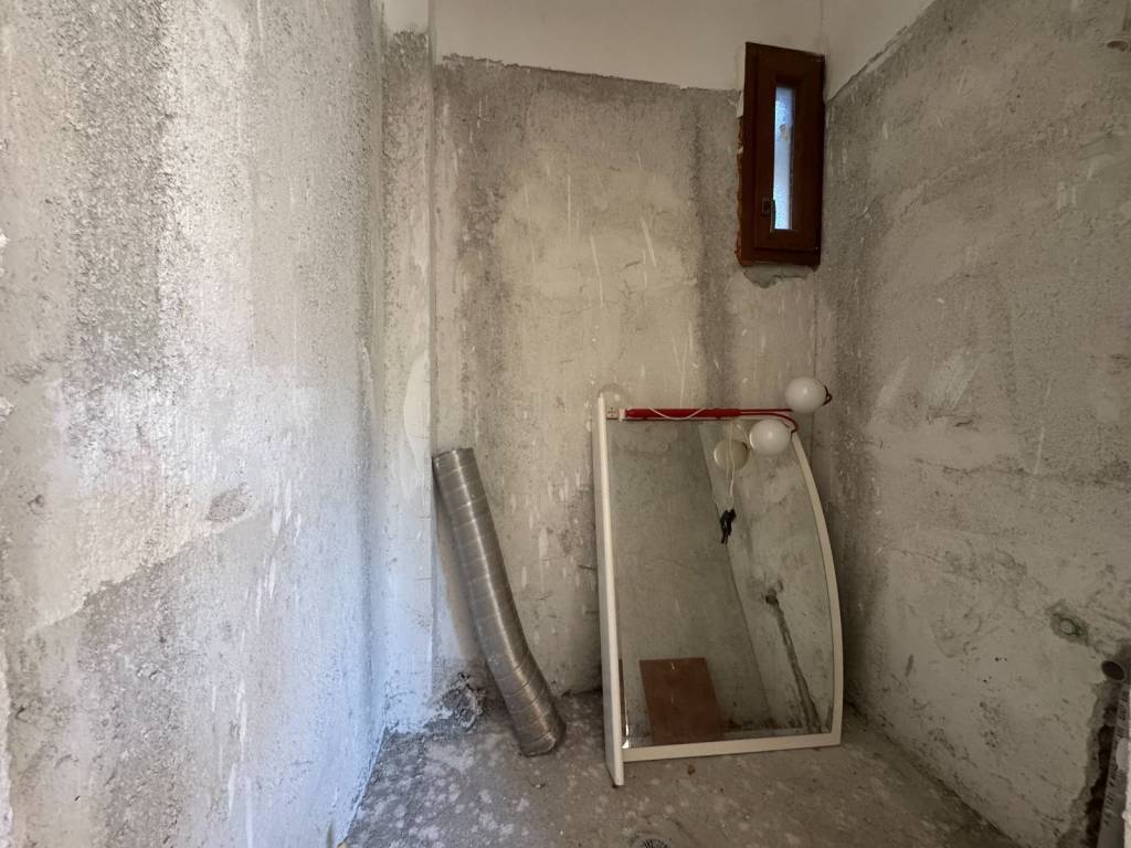 Τουαλέτα πρώτου ορόφου