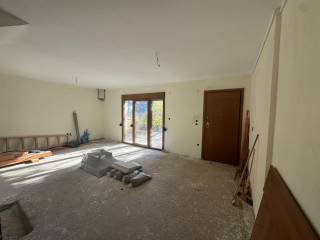 Σαλονοκουζίνα πρώτου ορόφου