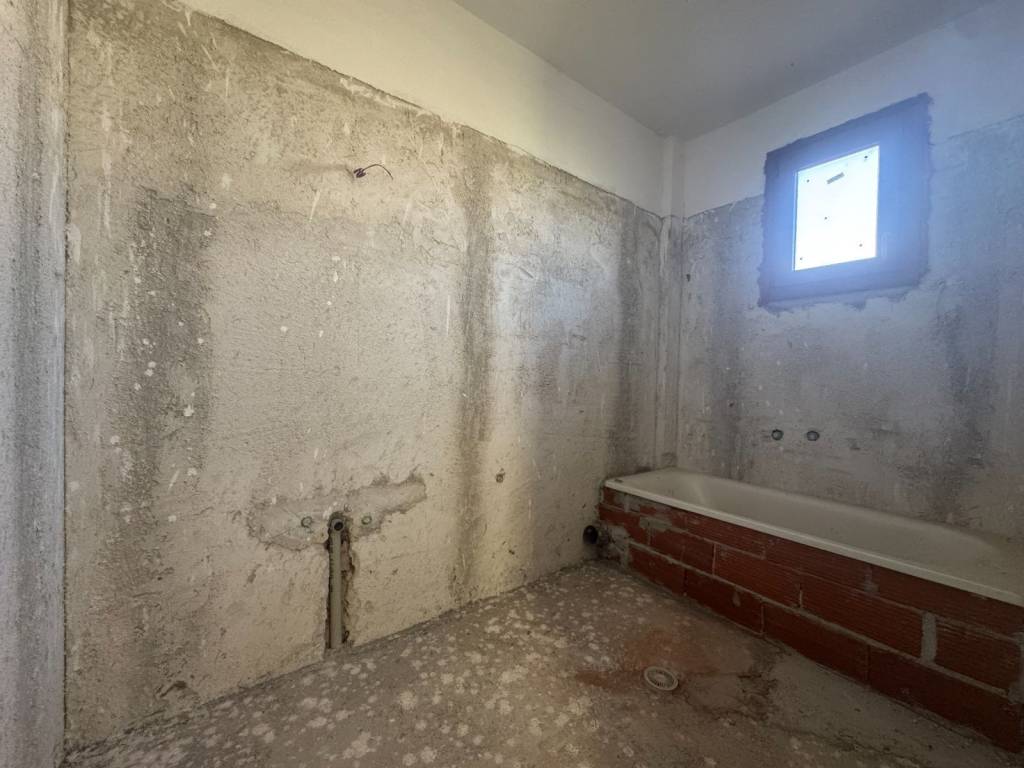 Μπάνιο πρώτου ορόφου