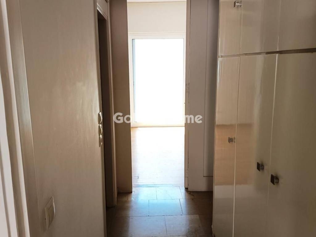 Χολ - Διάδρομος