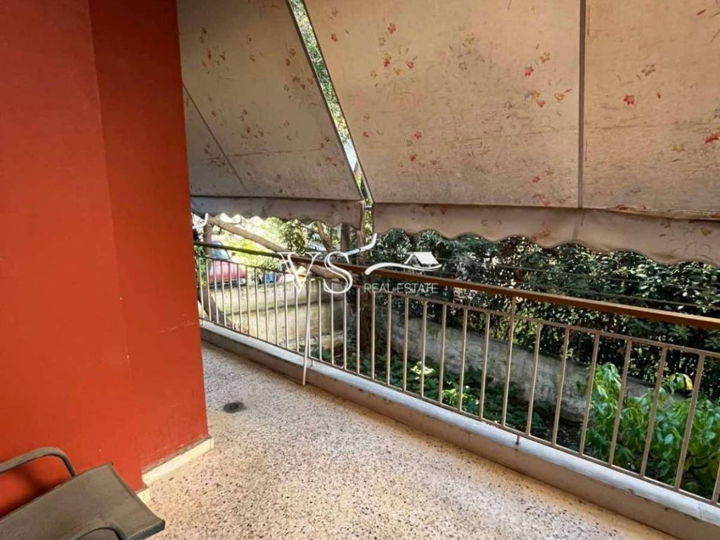 Θέα απο μπαλκόνι