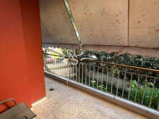 Θέα απο μπαλκόνι