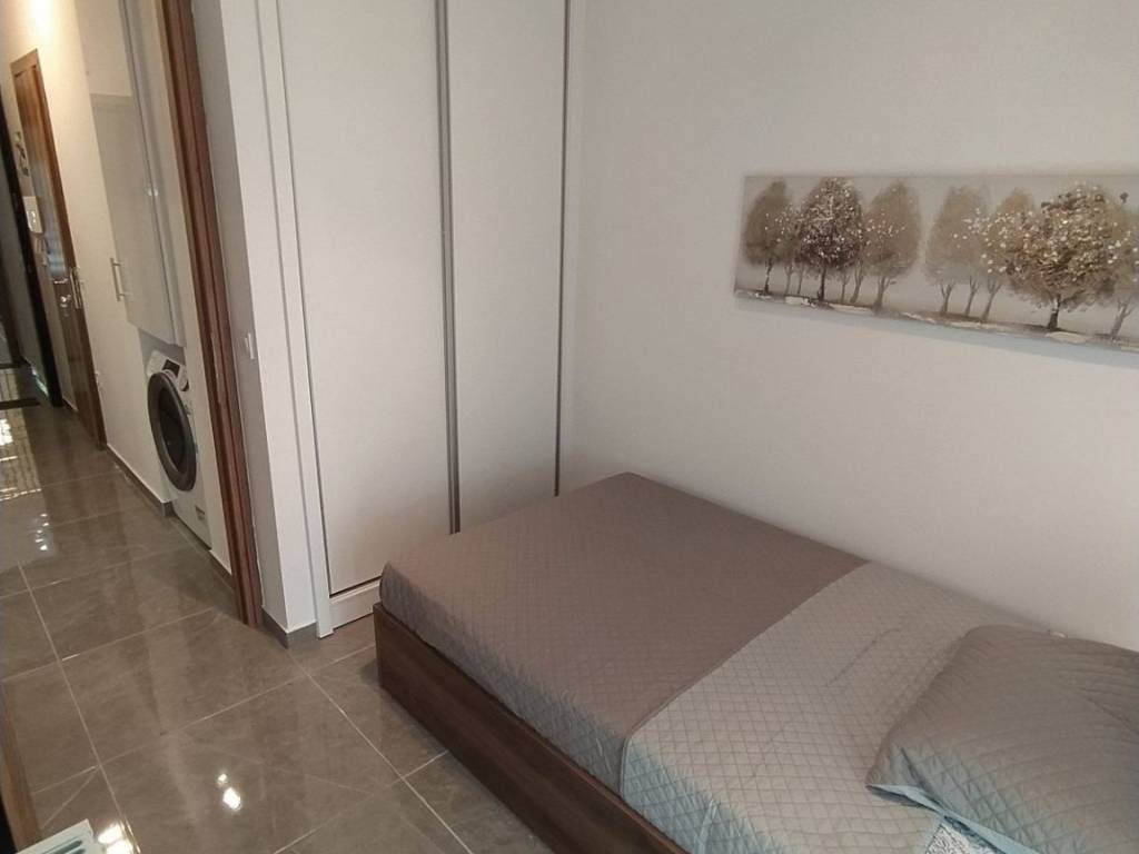 ANYPLACE MESITIKES YPERESIES