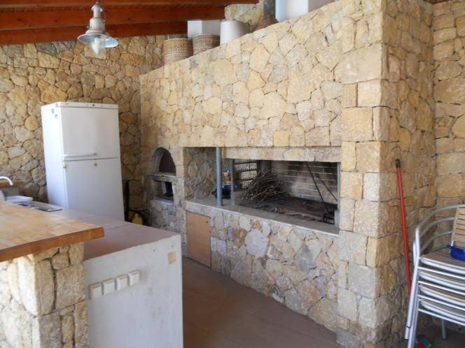 Βίλα με Πισινα προς Πώληση στην Αττική Παλαιά Φωκαία