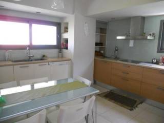 Βίλα με Πισινα προς Πώληση στην Αττική Παλαιά Φωκαία