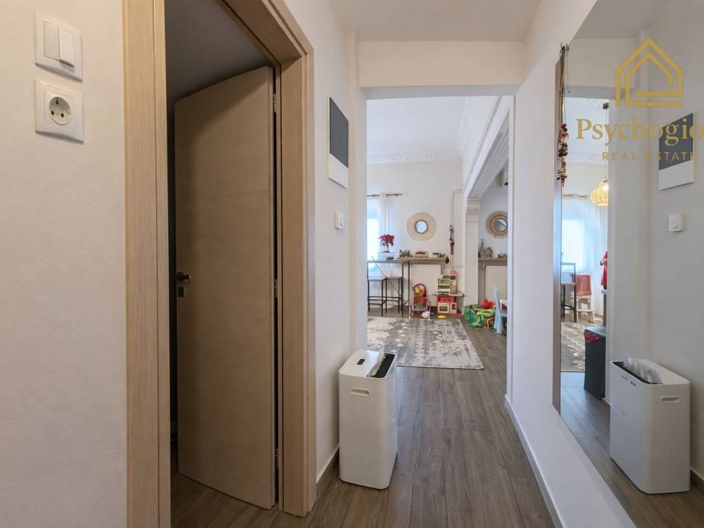 Εσωτερικοι χώροι