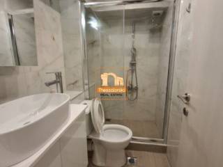 Χαριλάου, Γκαρσονιέρα