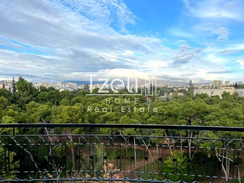 Θέα απο μπαλκόνι