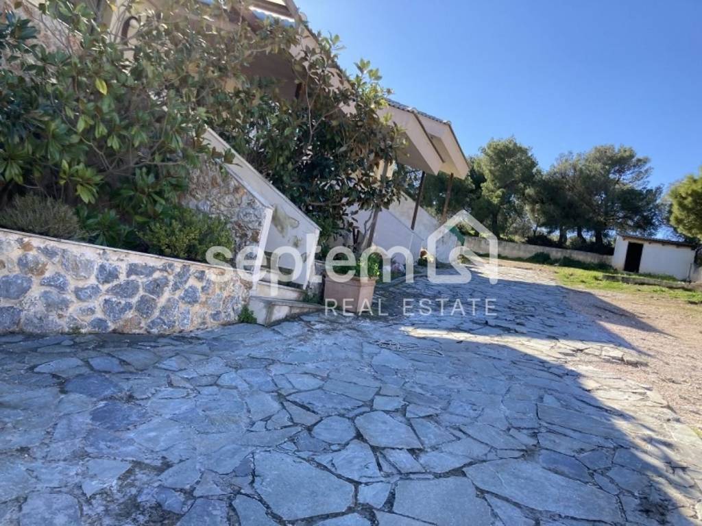 Θέα από μπαλκόνι