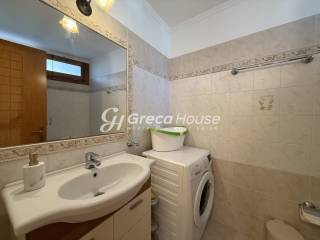 Παραθαλάσσια μονοκατοικία με θέα θάλαασα στην Επίδαυρο