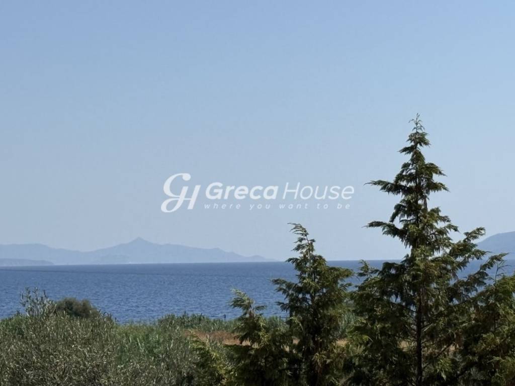 Παραθαλάσσια μονοκατοικία με θέα θάλαασα στην Επίδαυρο