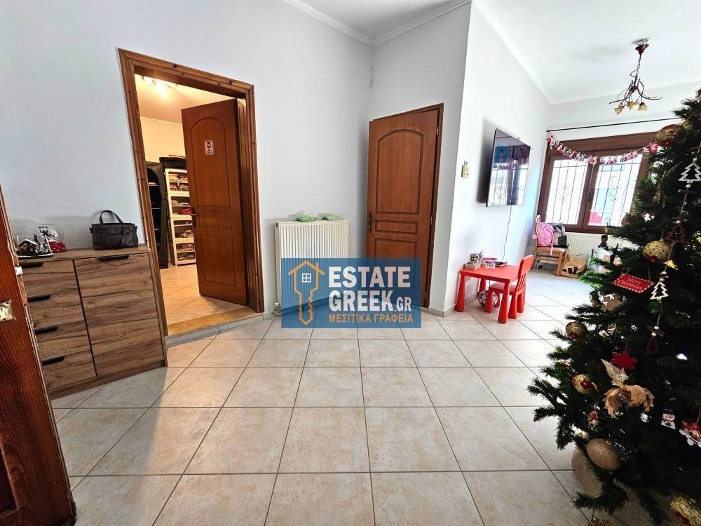 ★ Υπόδειξη σήμερα ★ Διαθέσιμο 1/2026 ★ Δικό του καυστήρα πετρελαίου ★  