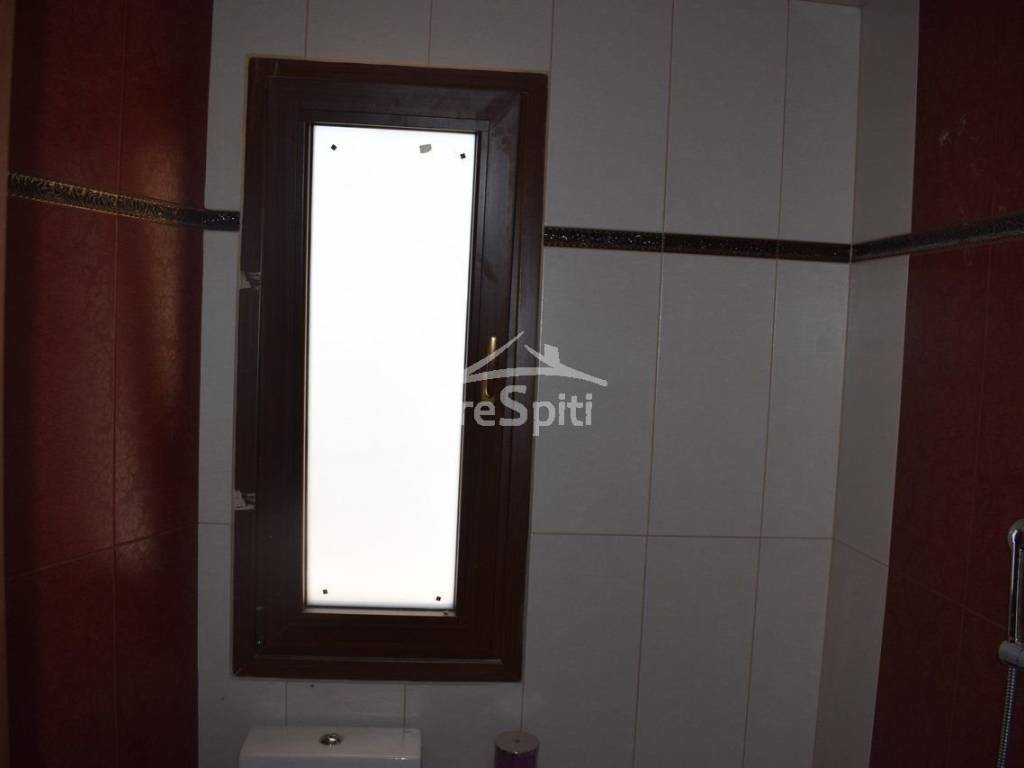 ΠΑΡΑΘΥΡΟ ΛΟΥΤΡΟΥ