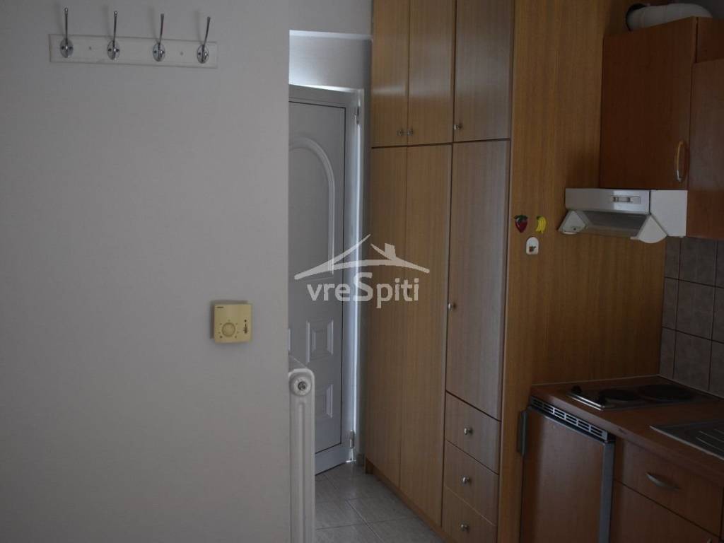 ΚΟΥΖΙΝΑ-ΕΙΣΟΔΟΣ