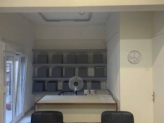 Apothekeytikos choros sten piso meria