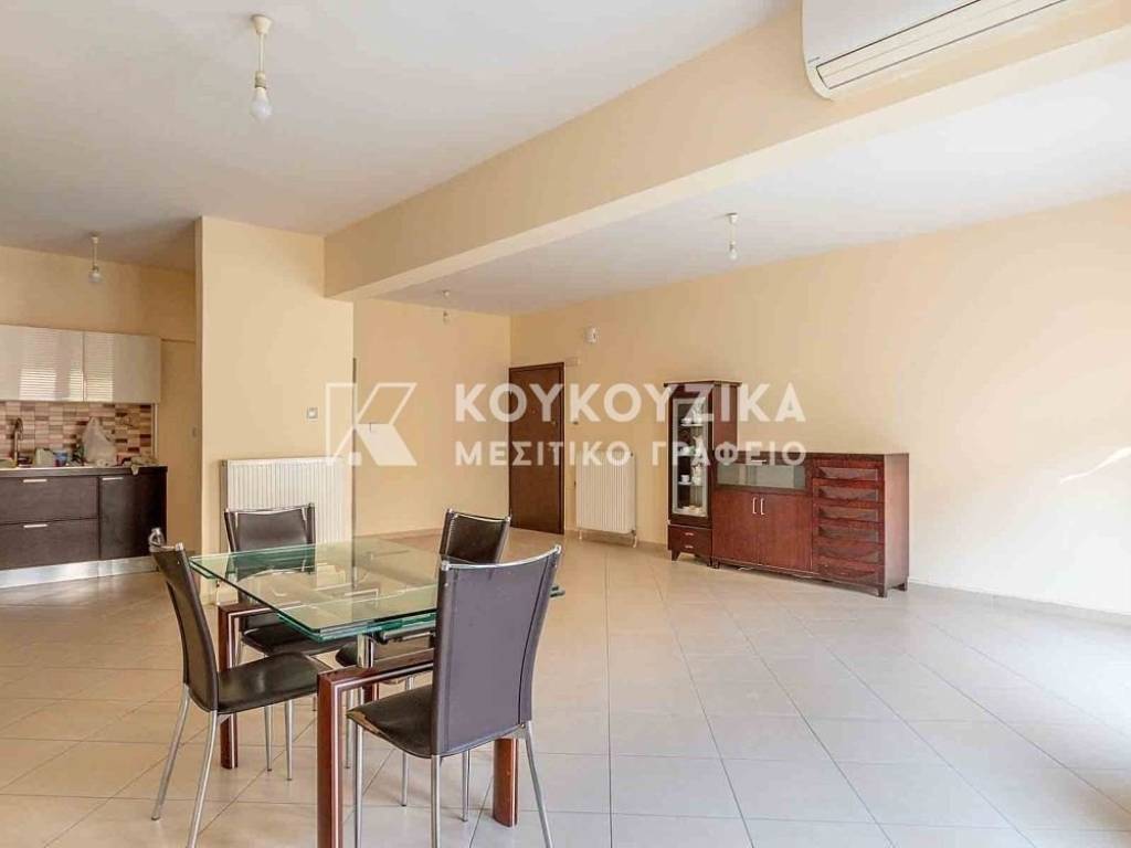 Σαλοκουζίνα