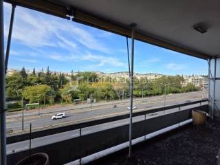 Θέα από μπαλκόνι