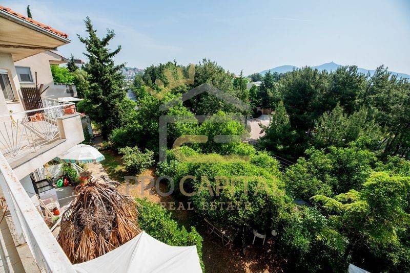 Θέα από μπαλκόνι