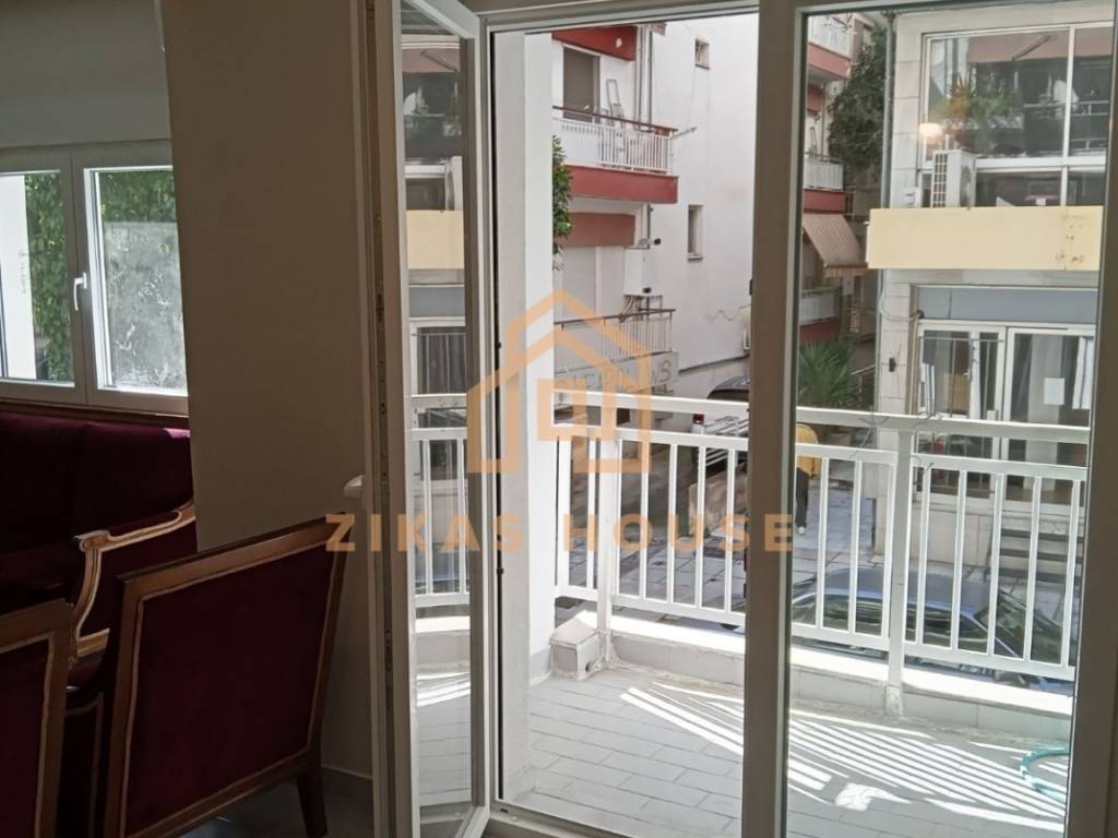 Θέα από μπαλκόνι