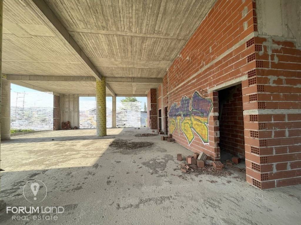 Forumland Real Estate, Κτίριο 1.400τ.μ.