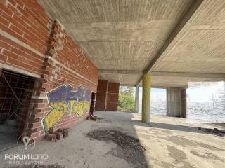 Forumland Real Estate, Κτίριο 1.400τ.μ.