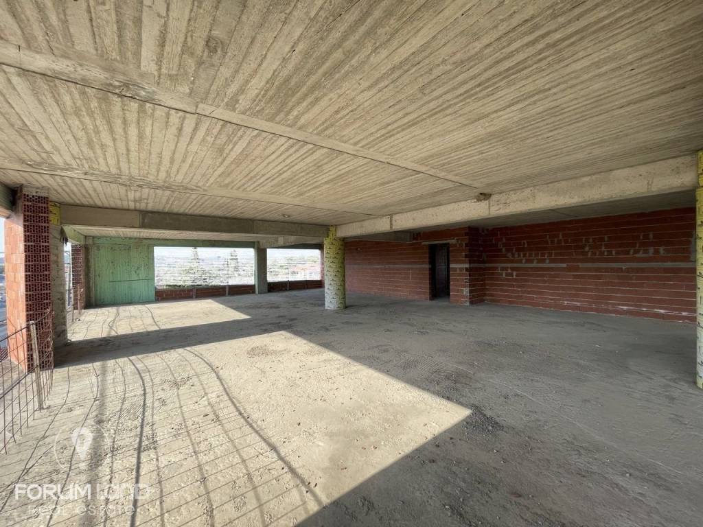 Forumland Real Estate, Κτίριο 1.400τ.μ.