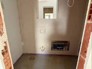 Forumland Real Estate, Μπάνιο