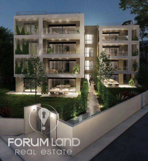 Forumland Real Estate, Εξωτερική Όψη