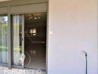 Forumland Real Estate, Κουφώματα