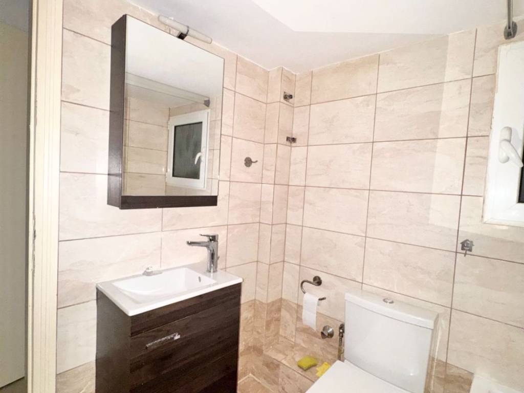 λουτρο με μπανιέρα